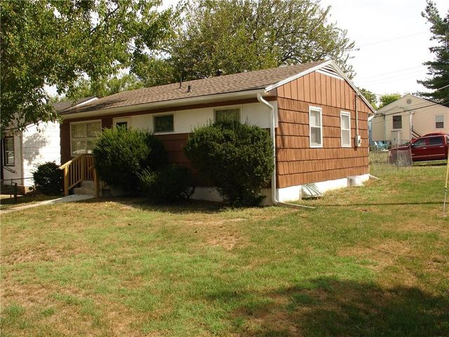 823 S Savage Street, Independence, MO 64050