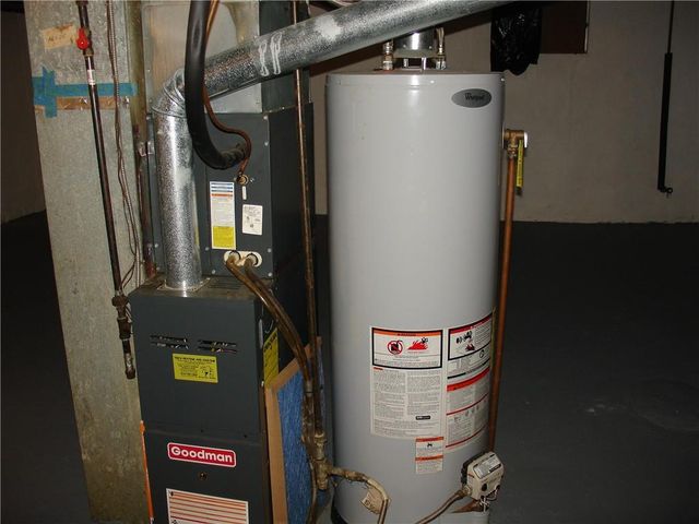 823 S Savage Street, Independence, MO 64050