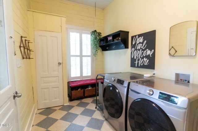 115 W Franklin Street, Youngsville, NC 27596