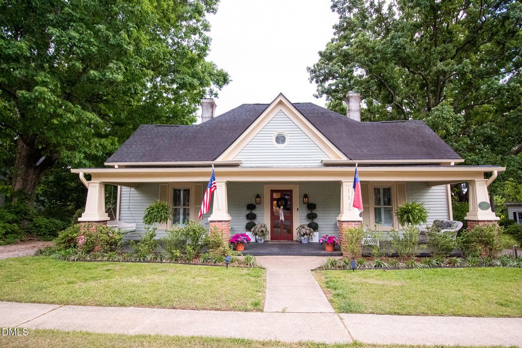 115 W Franklin Street, Youngsville, NC 27596