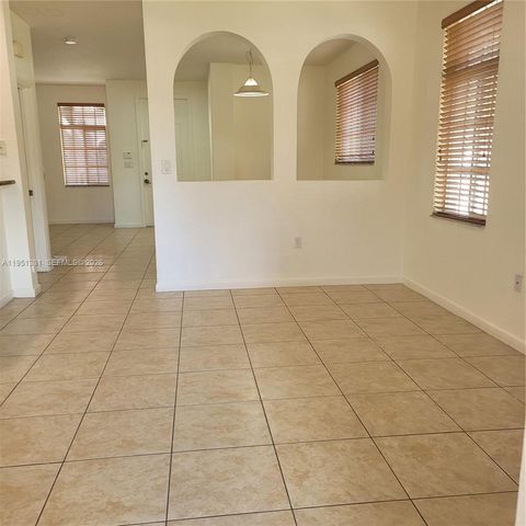 27301 SW 140th Ct, Homestead, FL 33032