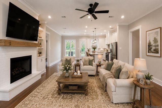 15370 Milldale Rd, Zachary, LA 70791