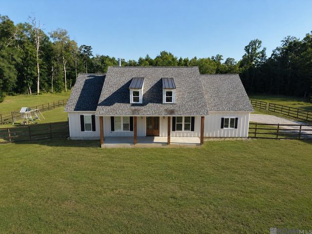 15370 Milldale Rd, Zachary, LA 70791