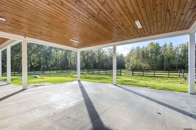 15370 Milldale Rd, Zachary, LA 70791