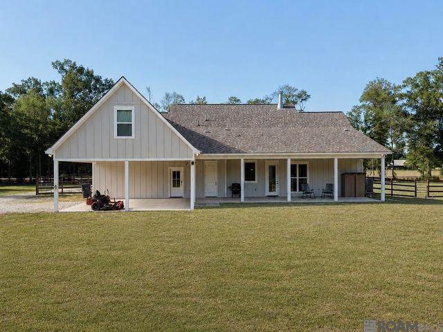 15370 Milldale Rd, Zachary, LA 70791