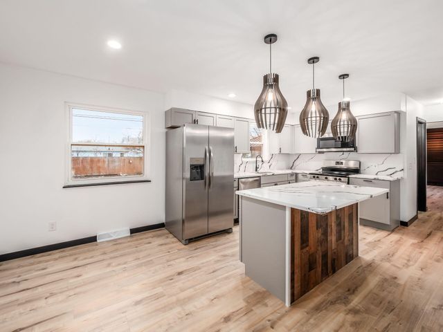 3474 Independence Street, Grove City, OH 43123