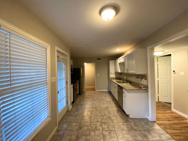 4837 S Ridge Terrace, Fort Worth, TX 76133