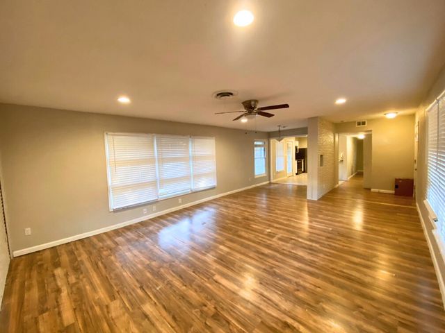 4837 S Ridge Terrace, Fort Worth, TX 76133