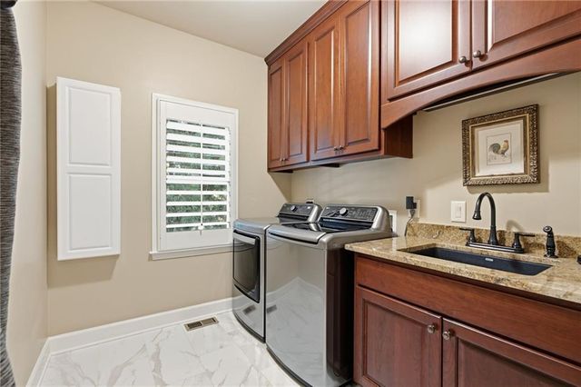 5730 Chestatee Landing Drive, Gainesville, GA 30506
