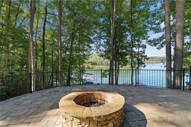 5730 Chestatee Landing Drive, Gainesville, GA 30506