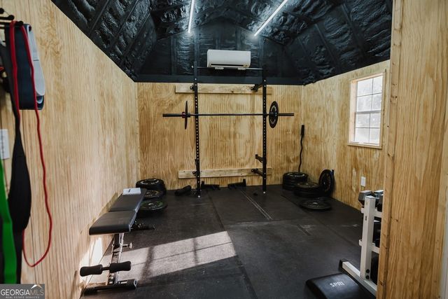 222 Redbud Drive, Barnesville, GA 30204