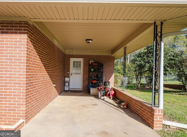 222 Redbud Drive, Barnesville, GA 30204