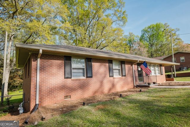 222 Redbud Drive, Barnesville, GA 30204
