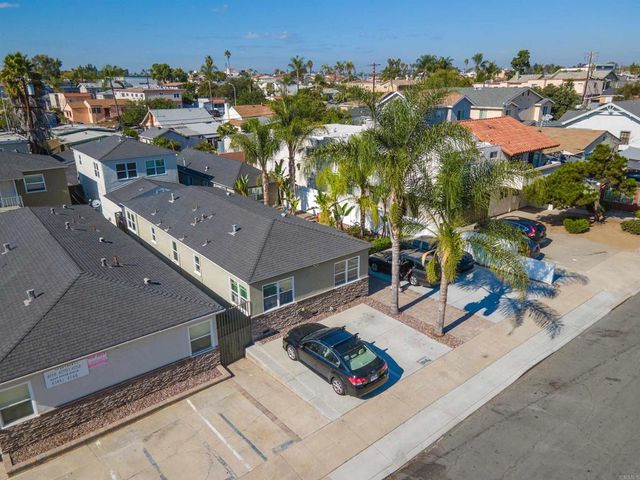 4154 58 ESTRELLA Avenue, San Diego, CA 92105