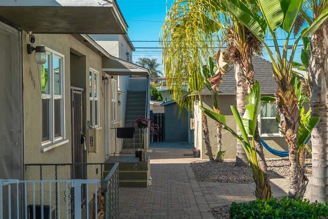 4154 58 ESTRELLA Avenue, San Diego, CA 92105