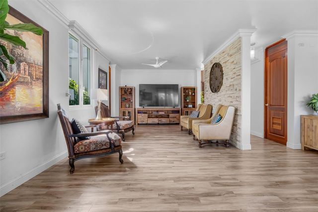 L-9 MAR MEDITERRANEO STREET 698, Dorado, PR 00646