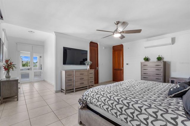 L-9 MAR MEDITERRANEO STREET 698, Dorado, PR 00646