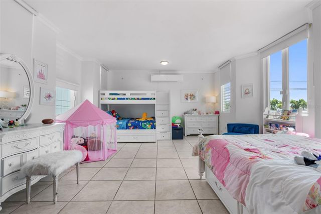 L-9 MAR MEDITERRANEO STREET 698, Dorado, PR 00646