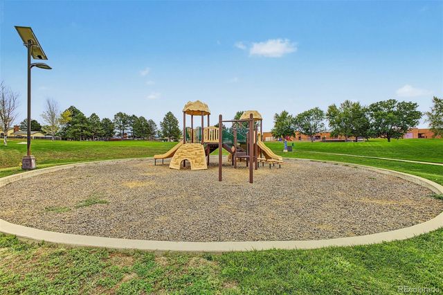 1167 S Richfield Court, Aurora, CO 80017