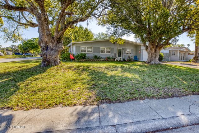 2821 Oak Lea Drive, South Daytona, FL 32119