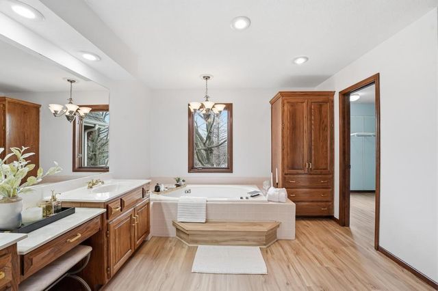 5500 NW 62nd Street, Kansas City, MO 64151