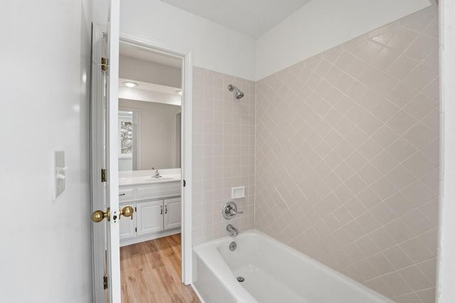 5500 NW 62nd Street, Kansas City, MO 64151