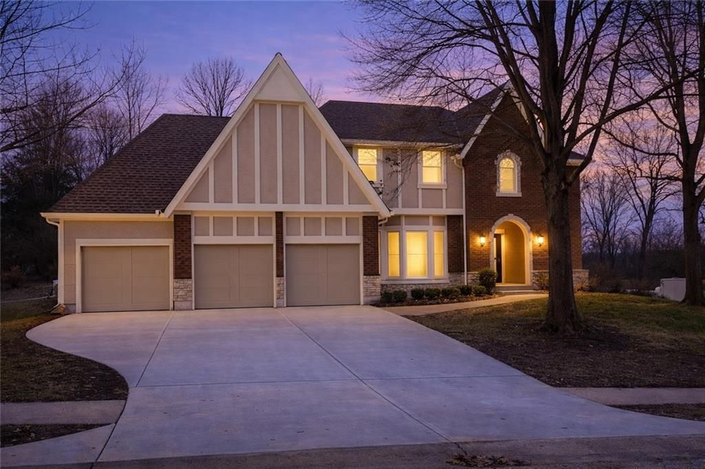 5500 NW 62nd Street, Kansas City, MO 64151