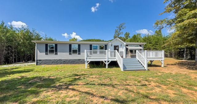 95 Chilson Drive, Warne, NC 28909