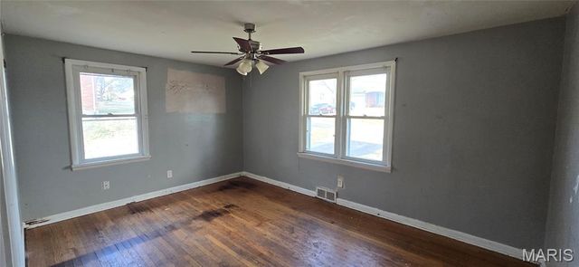 63 S Dellwood Avenue, Crystal Lake Park, MO 63135