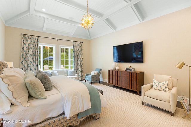5329 COMMISSIONERS Drive, Jacksonville, FL 32224