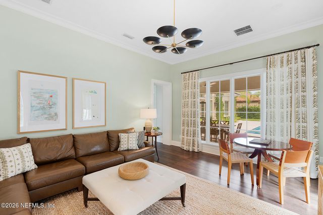 5329 COMMISSIONERS Drive, Jacksonville, FL 32224
