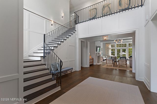 5329 COMMISSIONERS Drive, Jacksonville, FL 32224