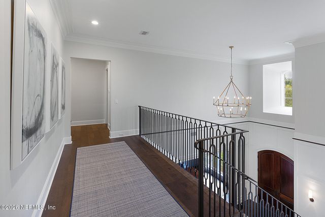 5329 COMMISSIONERS Drive, Jacksonville, FL 32224