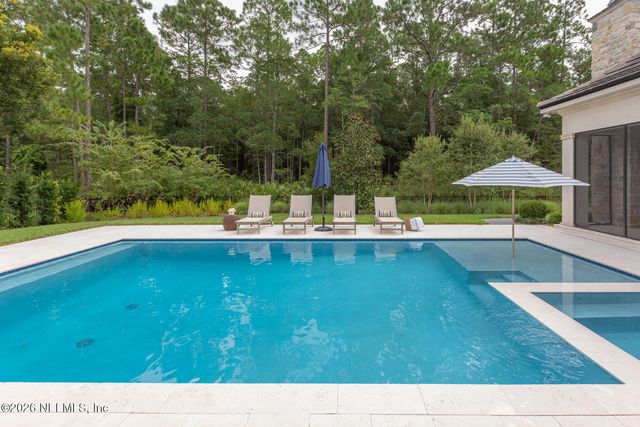 5329 COMMISSIONERS Drive, Jacksonville, FL 32224