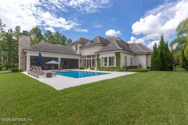 5329 COMMISSIONERS Drive, Jacksonville, FL 32224