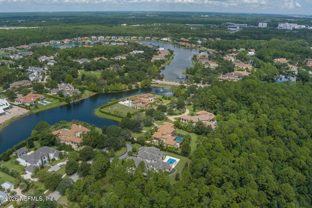 5329 COMMISSIONERS Drive, Jacksonville, FL 32224