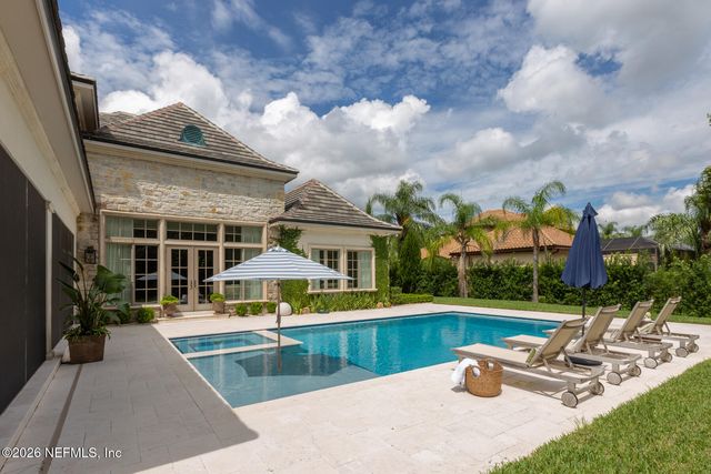 5329 COMMISSIONERS Drive, Jacksonville, FL 32224