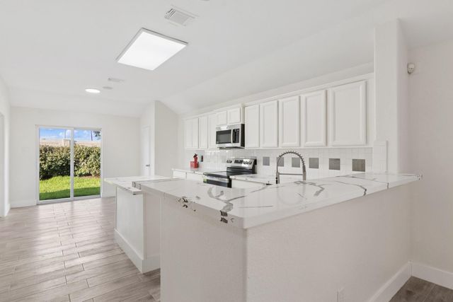 17910 Royal Gate Lane, Richmond, TX 77407
