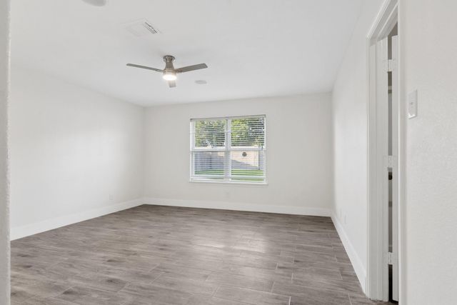 17910 Royal Gate Lane, Richmond, TX 77407