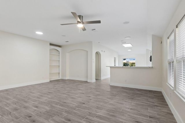 17910 Royal Gate Lane, Richmond, TX 77407