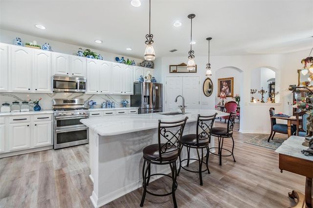 8721 CRYSTAL CREEK COURT, Land O Lakes, FL 34638