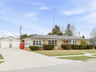 2025 Union Street, Port Huron, MI 48060