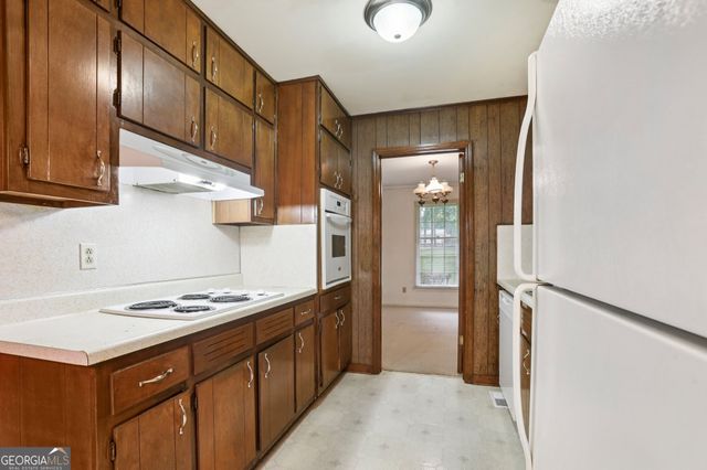 742 Verde Drive, Riverdale, GA 30274