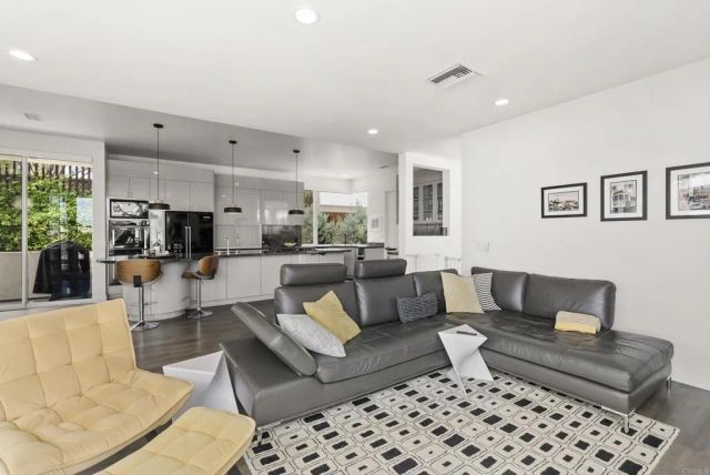 1777 Puterbaugh Street, San Diego, CA 92103
