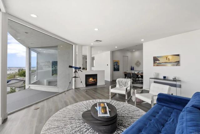1777 Puterbaugh Street, San Diego, CA 92103