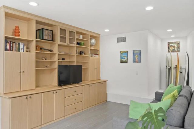1777 Puterbaugh Street, San Diego, CA 92103