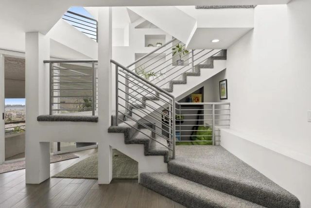 1777 Puterbaugh Street, San Diego, CA 92103