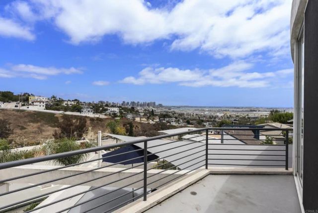 1777 Puterbaugh Street, San Diego, CA 92103