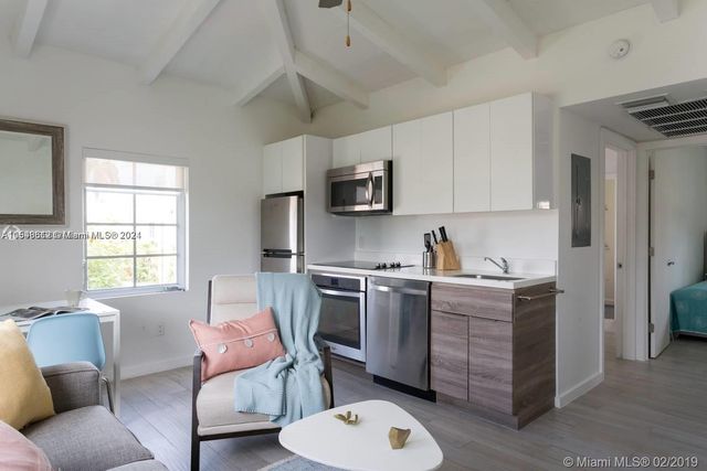 1450 Meridian Ave 201, Miami Beach, FL 33139