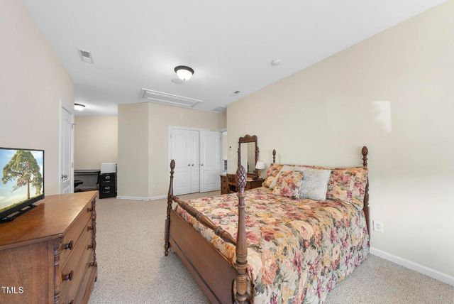 226 Leacroft Way, Morrisville, NC 27560